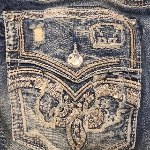 Brand New Women's Rocks - Picture 4 of 5